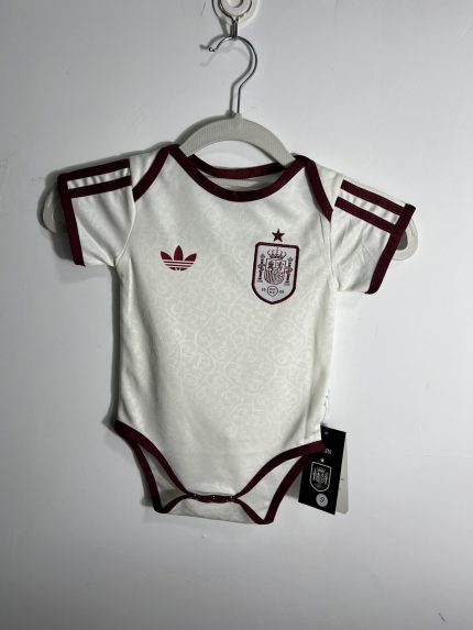 2627 Spanish baby clothing.
